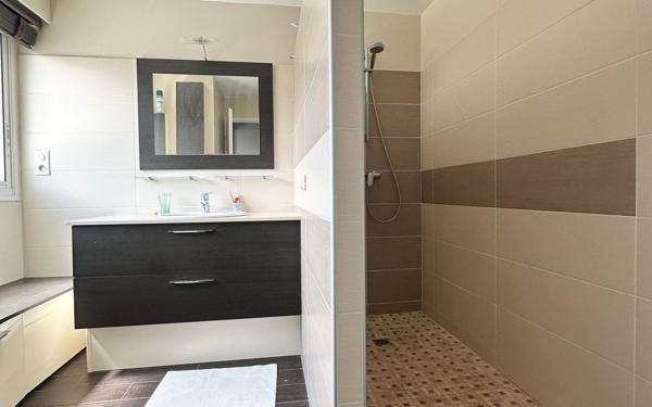 Maison à vendre    4 pièces •  Saint-Jean-de-Marsacq