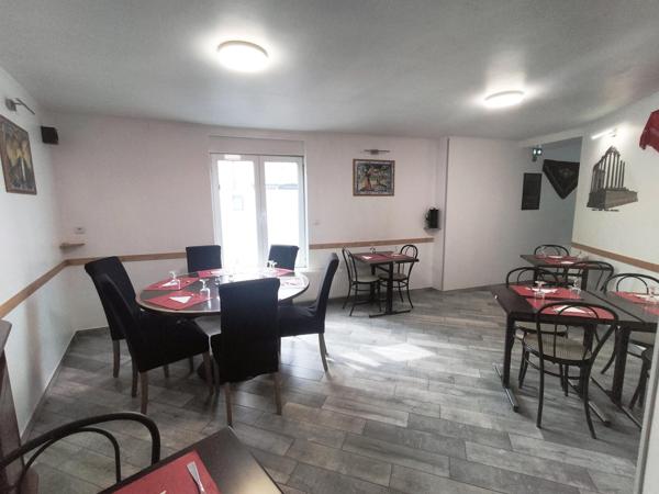 À vendre - Restaurant, bar 44 places situé à Le Lude (72800)