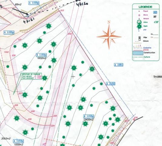 Terrain de 1 602 m²