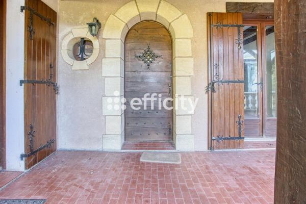 Maison
         7 pièces
        - 200 m² 297 000 € *