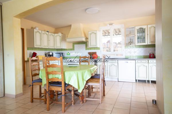 Maison
         9 pièces
        - 170 m² Exclusivité