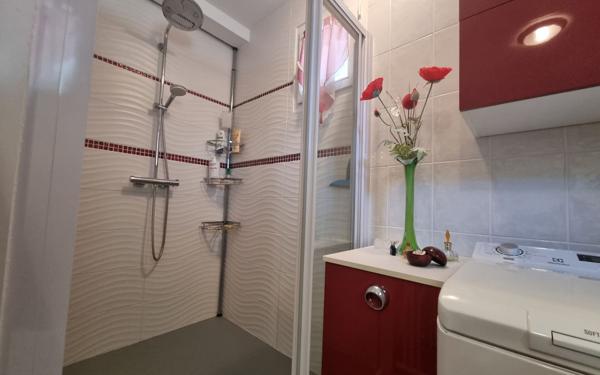 Appartement à vendre    3 pièces •  Montélimar