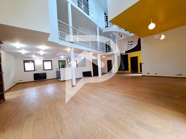 Maison d'architecte 9 pièces 266 m2