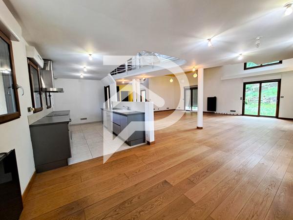 Maison d'architecte 9 pièces 266 m2