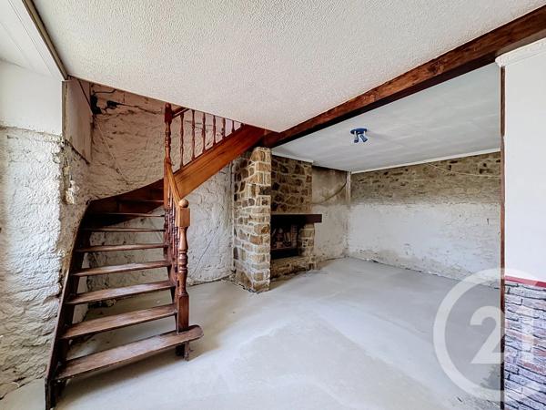 Maison à vendre  5 pièces - 103,87 m 2   LAMBALLE  - 22