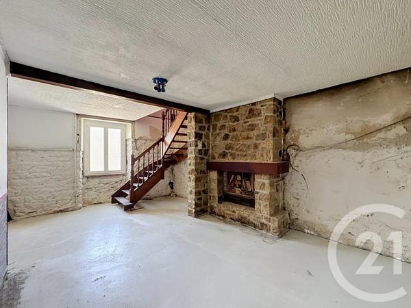 Maison à vendre  5 pièces - 103,87 m 2   LAMBALLE  - 22