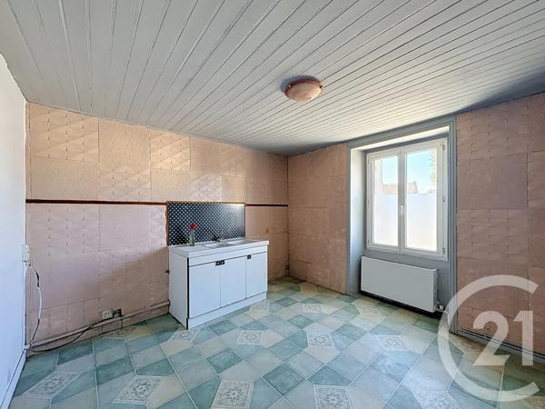 Maison à vendre  5 pièces - 103,87 m 2   LAMBALLE  - 22