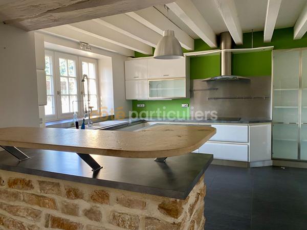 Vente
                Maison350 m² - 9 Pièces -
                    CHAMPFORGEUIL (71530)
