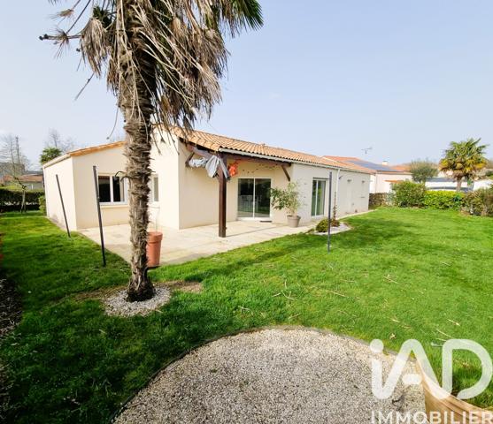 Maison à vendre 6 pièces 121 m² Les Herbiers