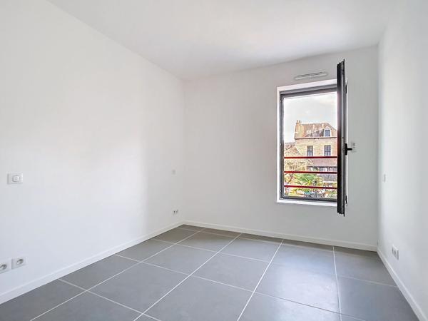 Appartement T3 Brive La Gaillarde 85 m2 - Quartier Brune - 2 chambres -1 salle d'eau - 1 terrasse