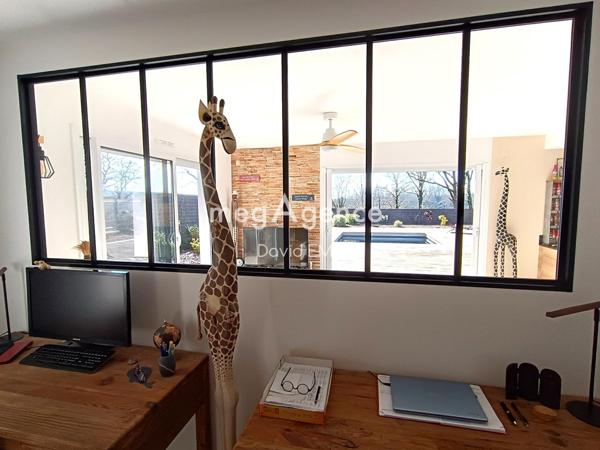 Maison à AIZENAY, 85190 - 5 pièces 105m²