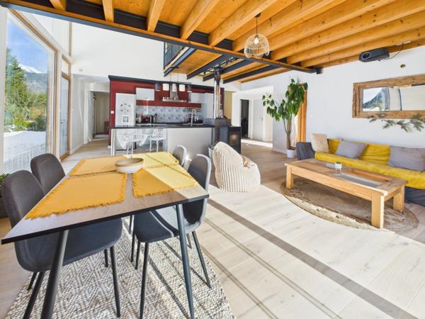 Haute Savoie (74), à vendre SAMOENS - Domaine skiable du Grand Massif - Chalet P6 sur terrain plat