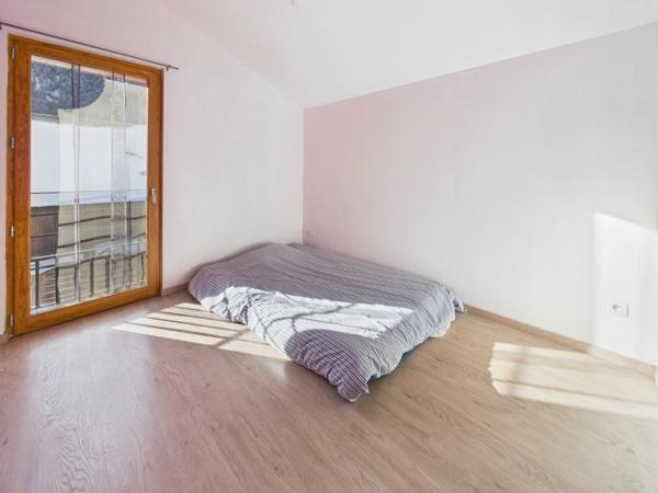 Haute Savoie (74), à vendre SAMOENS - Domaine skiable du Grand Massif - Chalet P6 sur terrain plat