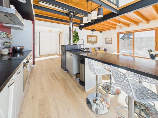 Haute Savoie (74), à vendre SAMOENS - Domaine skiable du Grand Massif - Chalet P6 sur terrain plat