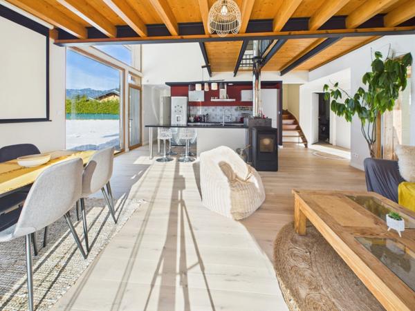 Haute Savoie (74), à vendre SAMOENS - Domaine skiable du Grand Massif - Chalet P6 sur terrain plat