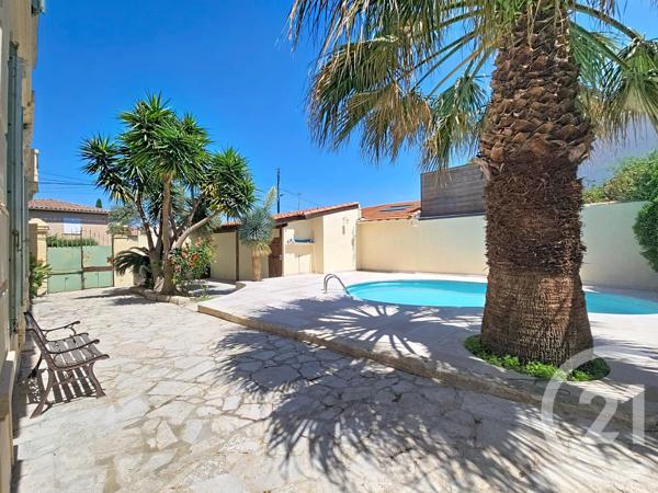 Maison à vendre  5 pièces - 105,80 m 2   MARSEILLE  - 13008