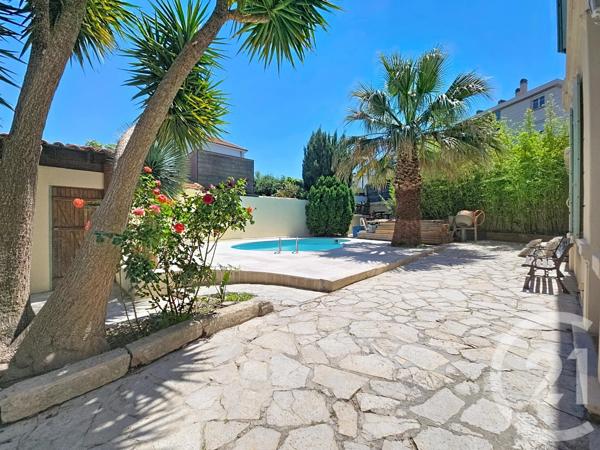 Maison à vendre  5 pièces - 105,80 m 2   MARSEILLE  - 13008
