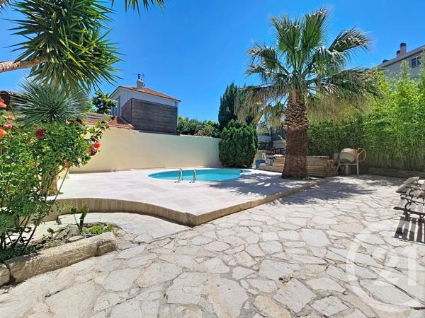 Maison à vendre  5 pièces - 105,80 m 2   MARSEILLE  - 13008