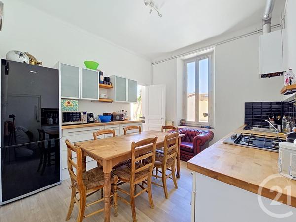 Maison à vendre  5 pièces - 105,80 m 2   MARSEILLE  - 13008