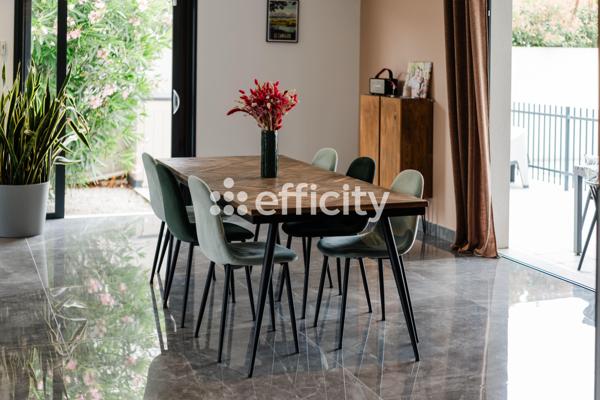 Maison
         7 pièces
        - 203 m² Bien prestige 749 000 € *