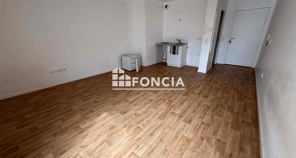 Location Studio 25.03 m² - Mantes-la-ville 78711
