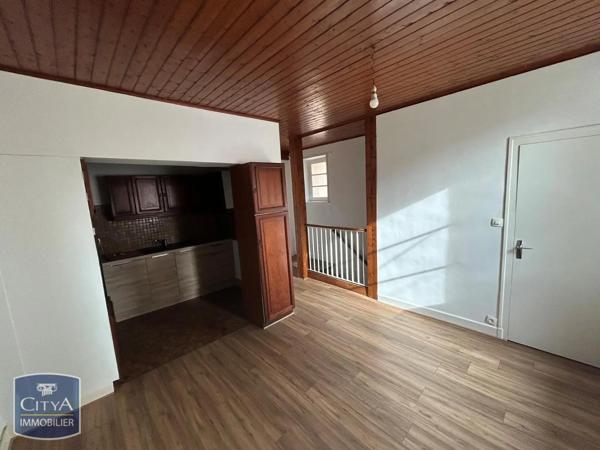 Appartement à louer 4 pièces 61.71m² Châteauroux (36000)
