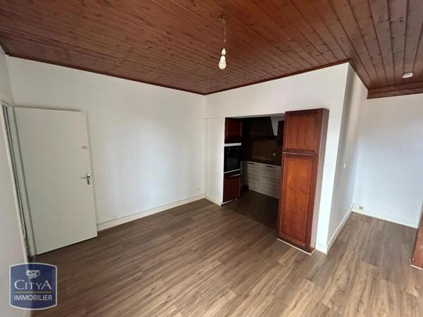 Appartement à louer 4 pièces 61.71m² Châteauroux (36000)