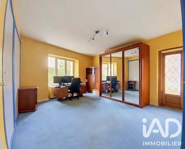 Maison à vendre 8 pièces 195 m² Bourges