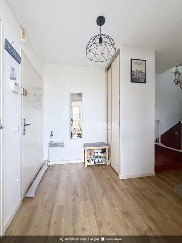 Appartement duplex T3 de 66 m²  balcon, stationnement , Dernier étage Place de la Madeleine