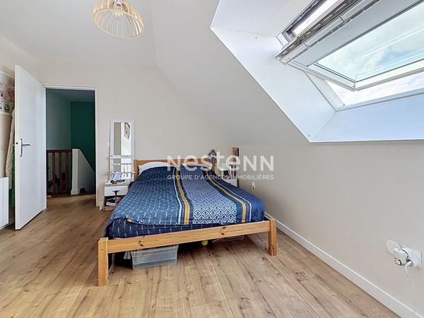 Appartement duplex T3 de 66 m²  balcon, stationnement , Dernier étage Place de la Madeleine