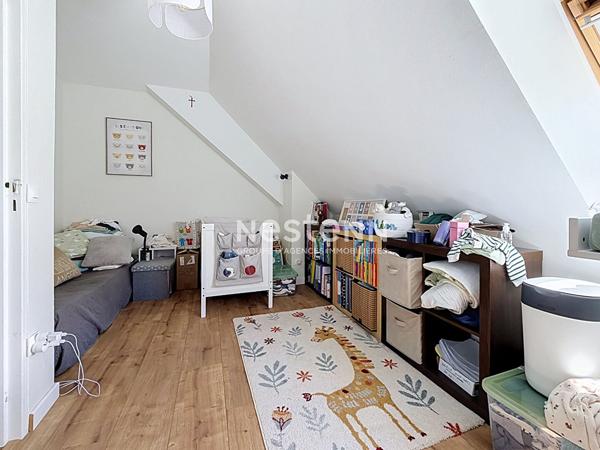 Appartement duplex T3 de 66 m²  balcon, stationnement , Dernier étage Place de la Madeleine