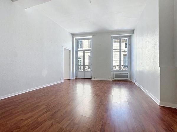 Appartement 197 580 € Bordeaux 2 p 46 m² DPE C