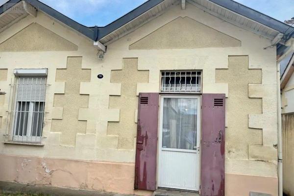 Maison à vendre à Bordeaux en Gironde (33300), ref : 013/334