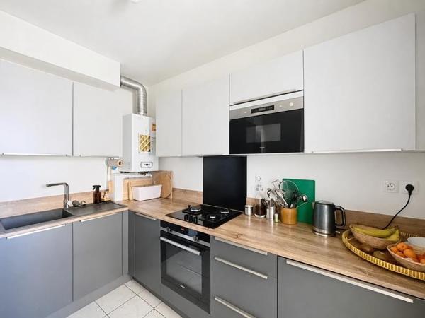 Appartement 343 000 € Bordeaux 3 p 69 m² DPE C