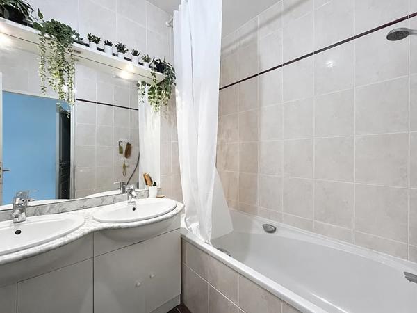 Appartement 343 000 € Bordeaux 3 p 69 m² DPE C