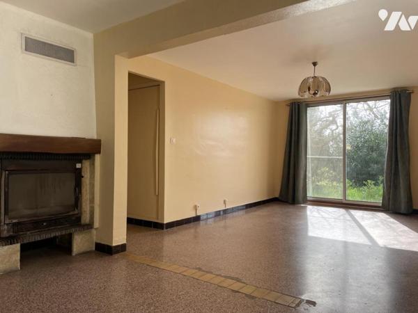 Maison plain pied 4 chambres campagne Arlésienne