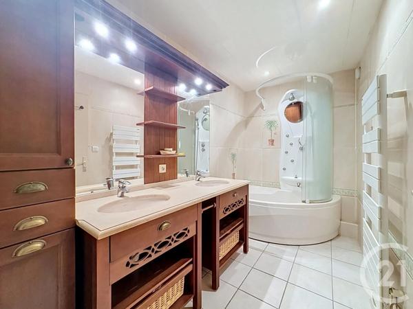 Appartement T5 à vendre  5 pièces - 98,30 m 2   BREST  - 29