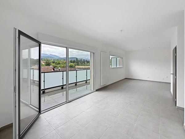 Appartement à vendre 4 pièces THONON LES BAINS (74)