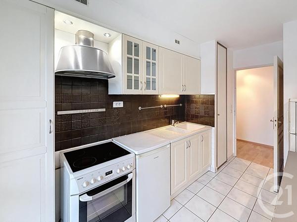 Appartement F3 à vendre  3 pièces - 73,63 m2 ST JEAN DE BRAYE - 45