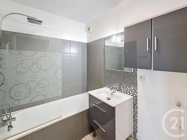 Appartement F3 à vendre  3 pièces - 73,63 m2 ST JEAN DE BRAYE - 45