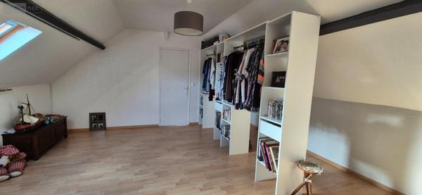 Maison à louer à Cherré-Au dans la Sarthe (72400), ref : 472   
centre bourg