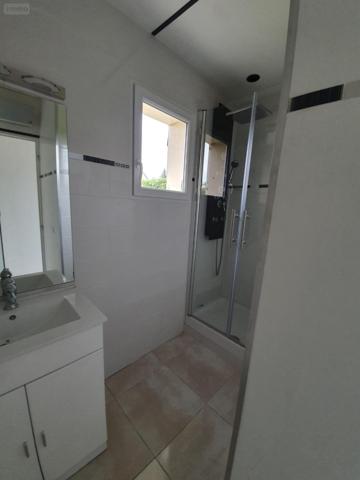 Maison à louer à Cherré-Au dans la Sarthe (72400), ref : 472   
centre bourg