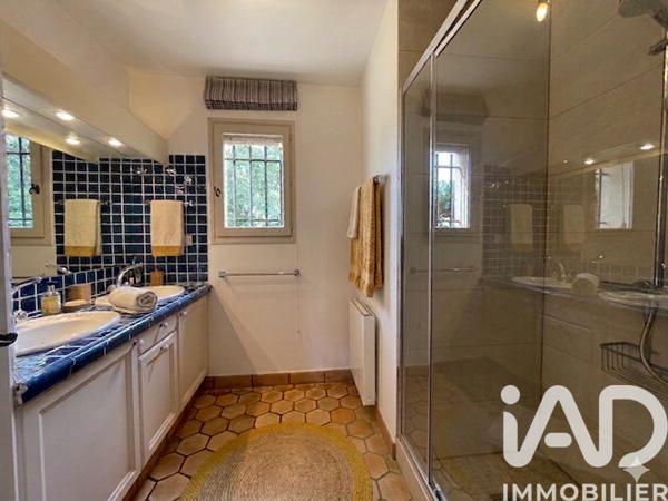 Maison à vendre 5 pièces 163 m² Rognac