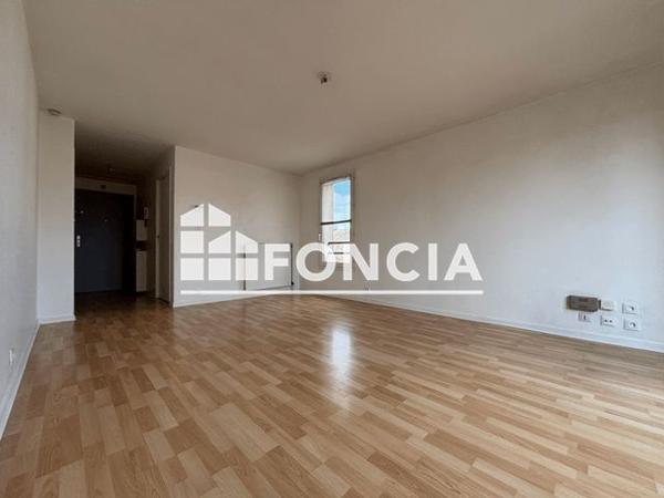 À vendre Appartement 2 pièces 49 m² - ÉVry-courcouronnes 91000