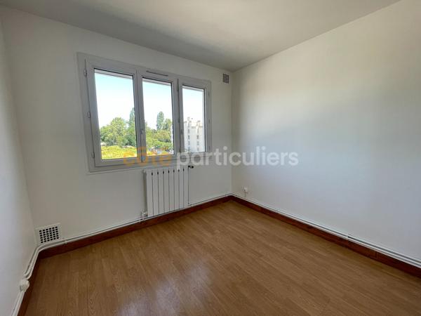 Vente
                Appartement52 m² - 3 Pièces -
                    TARBES (65000)