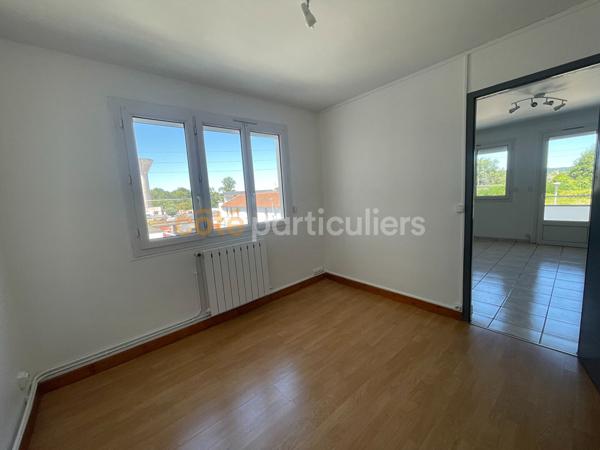 Vente
                Appartement52 m² - 3 Pièces -
                    TARBES (65000)