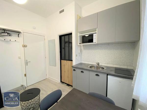 Appartement à louer 1 pièce 13.51m² Tours (37000)