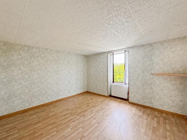 Proche LA CLAYETTE (71) Ensemble immobilier 316 m² habitables – Maison + appartement indépendant + terrain de 852 m²