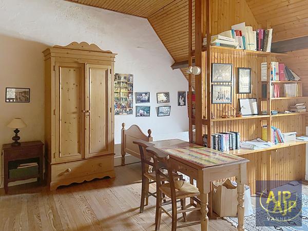Maison à vendre Plescop - 7 pièces, 183m² avec 4 chambre(s) à 499 999€ - AJP Immobilier Vannes