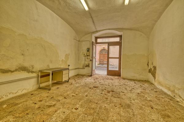 Vente murs local commercial - 2 pièces 44 m² Bastia centre ville - Boulevard Auguste Gaudin